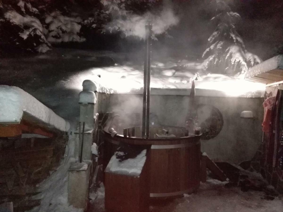 哈莫尼罗哈诺瓦膳食公寓酒店 普拉查蒂斯 外观 照片